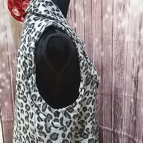 Jolt Animal Print Large Motor Vest - Picture 4 of 8